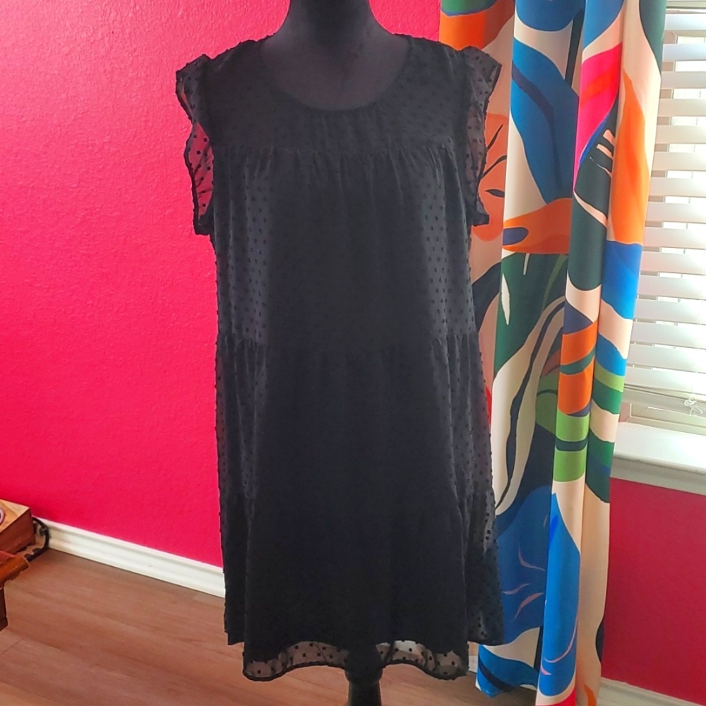 Juniors Black Dress